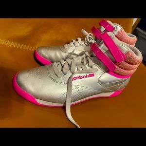 Reebok women’s size 6.5